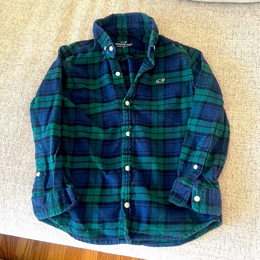 Vineyard vines flannel shirt boys size 6.